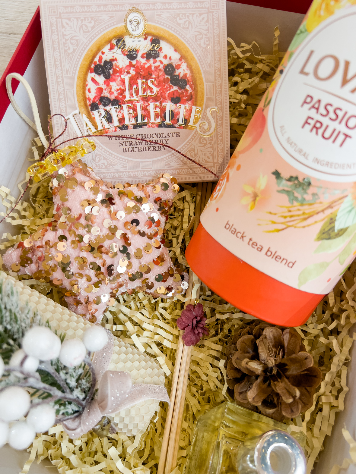 Festive Gift box Τσάι Passion Fruit & White Chocolate Tάρτα – Τυχερό Αστεράκι 2026