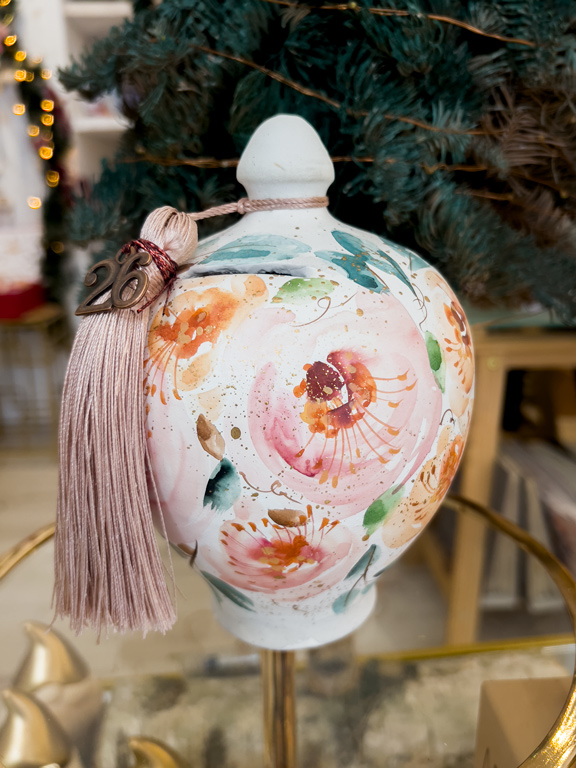 Χειροποίητος κεραμικός κουμπαράς pink floral