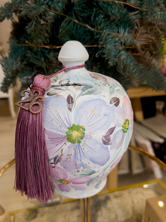 Χειροποίητος κεραμικός κουμπαράς purple floral